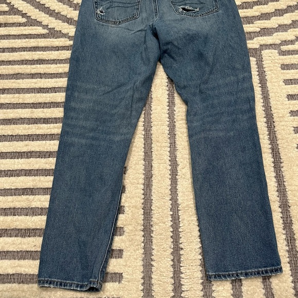 American Eagle‎ distressed mom jeans - Picture 10 of 10